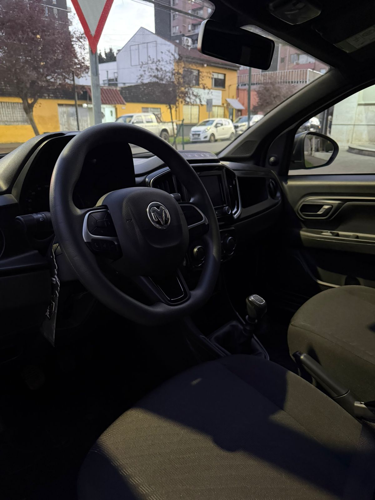 RAM 700 SLT CS 2025 - Imagen 10