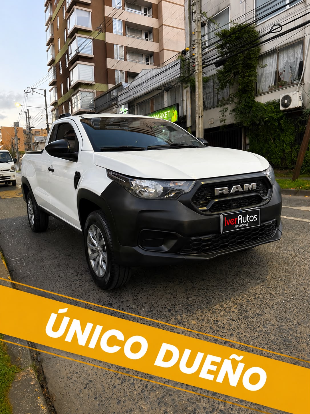RAM 700 SLT CS 2025